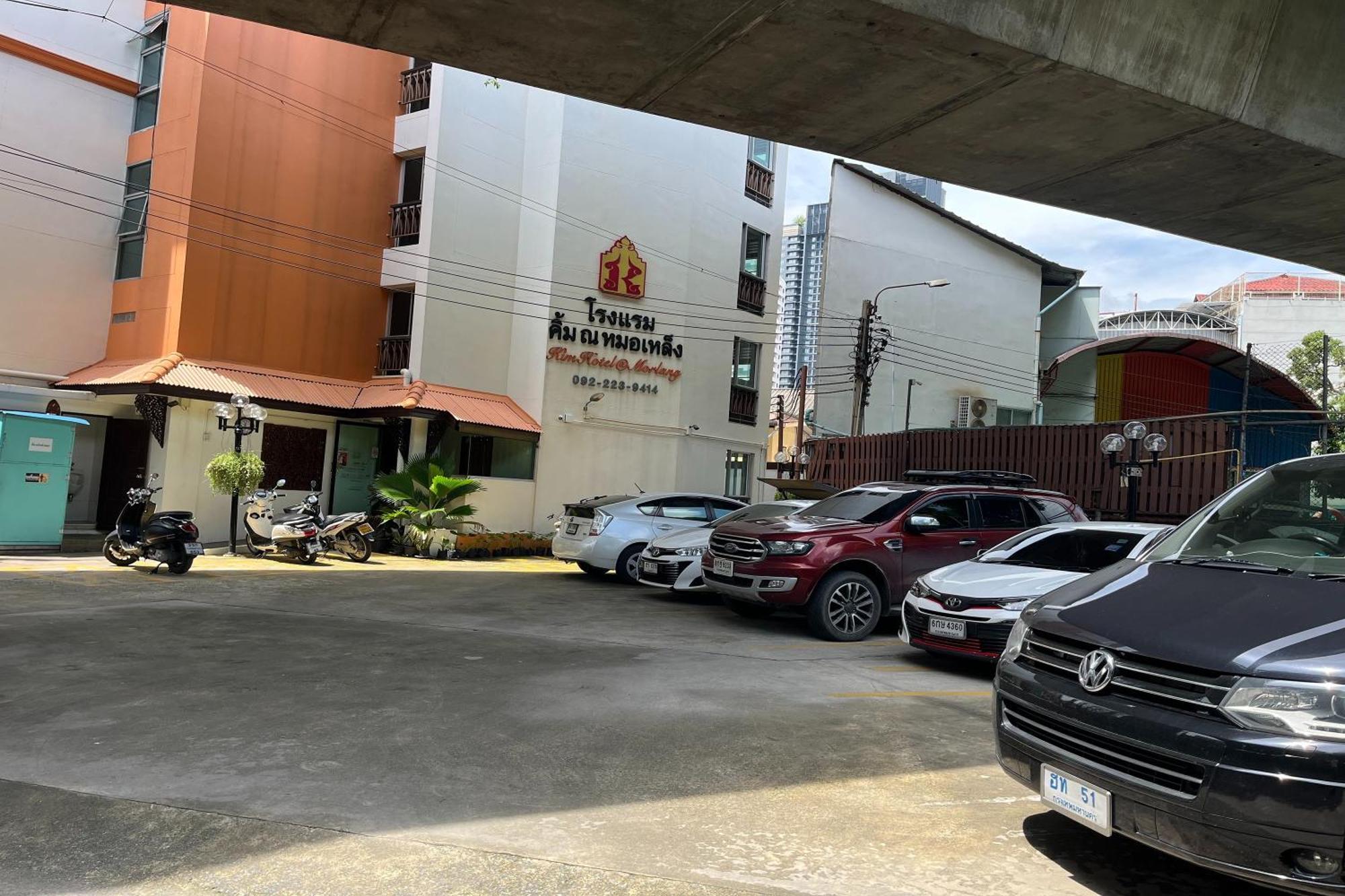 Kim Hotel At Morleng Bangkok Exterior photo