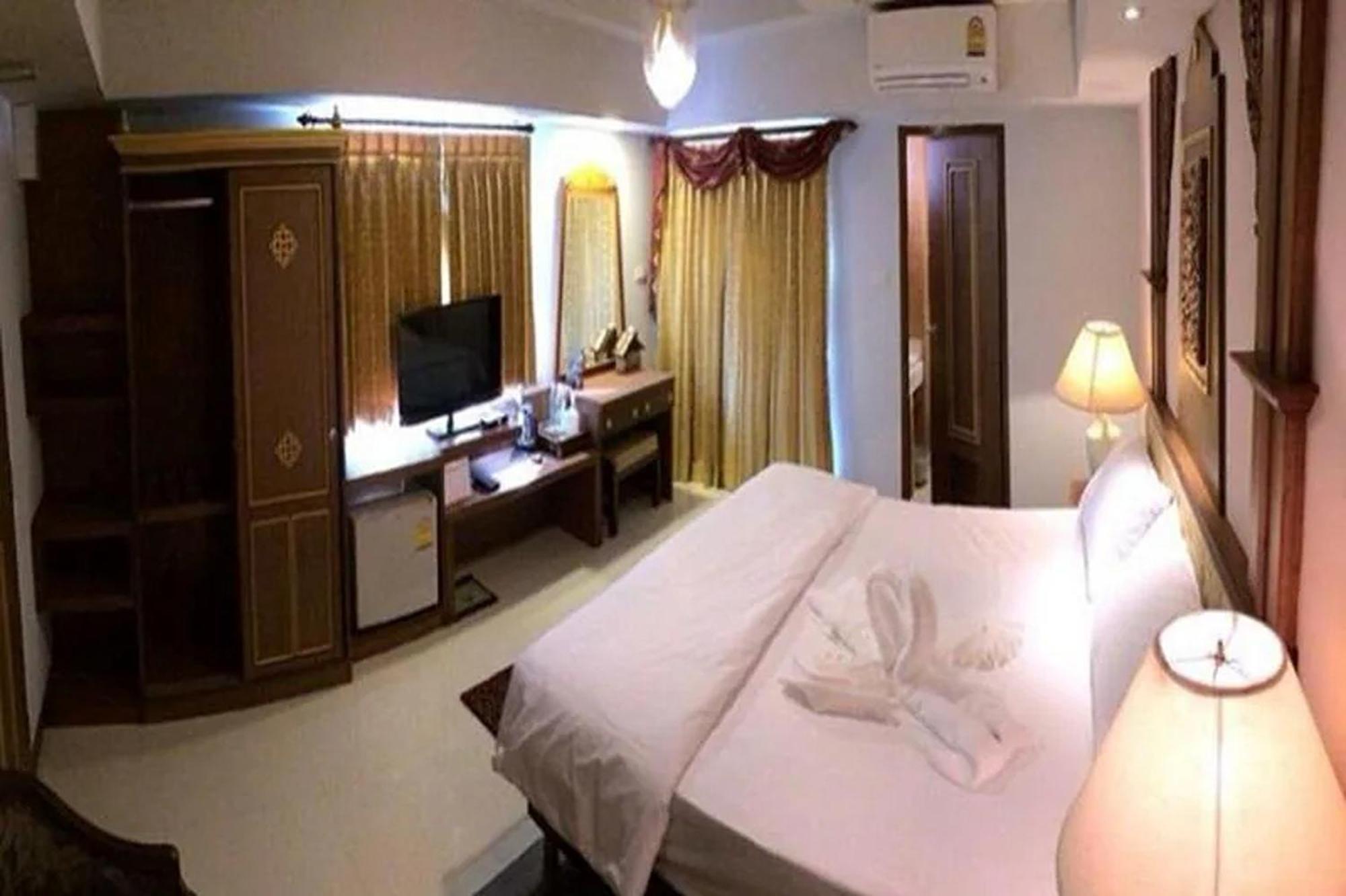 Kim Hotel At Morleng Bangkok Exterior photo